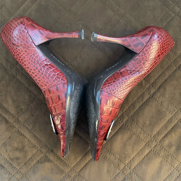 BCBG shoes - Picture 6 of 8